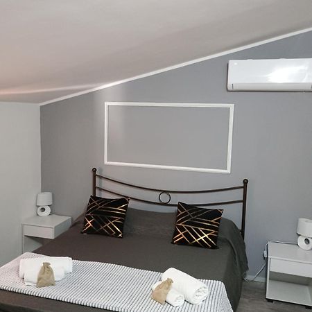 Casa Di Giorgio-Fronte Spiaggia Pizzo  Eksteriør billede