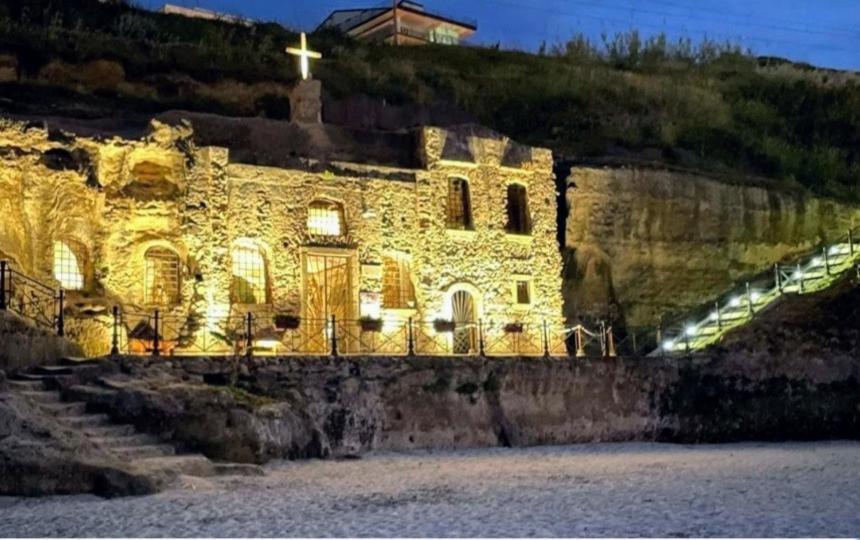 Casa Di Giorgio-Fronte Spiaggia Pizzo  Eksteriør billede